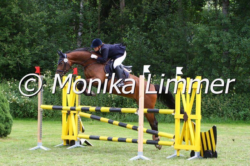 007M0011_Laura Biaciotti_Spring_L.JPG